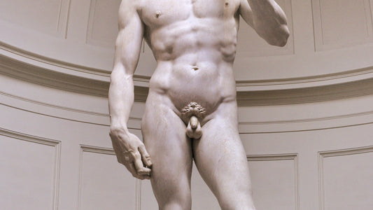 Sculpture d'un homme nu
